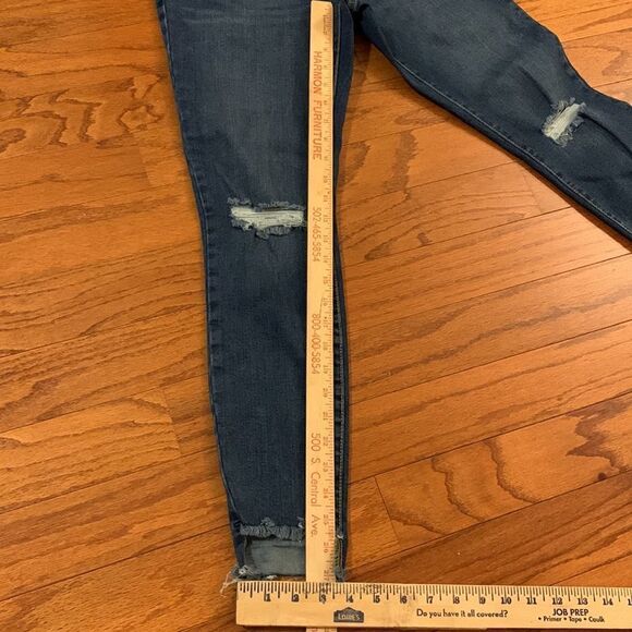 Isabel maternity Size 2 skinny jeans factory distress.  Very stretchy - Picture 5 of 10